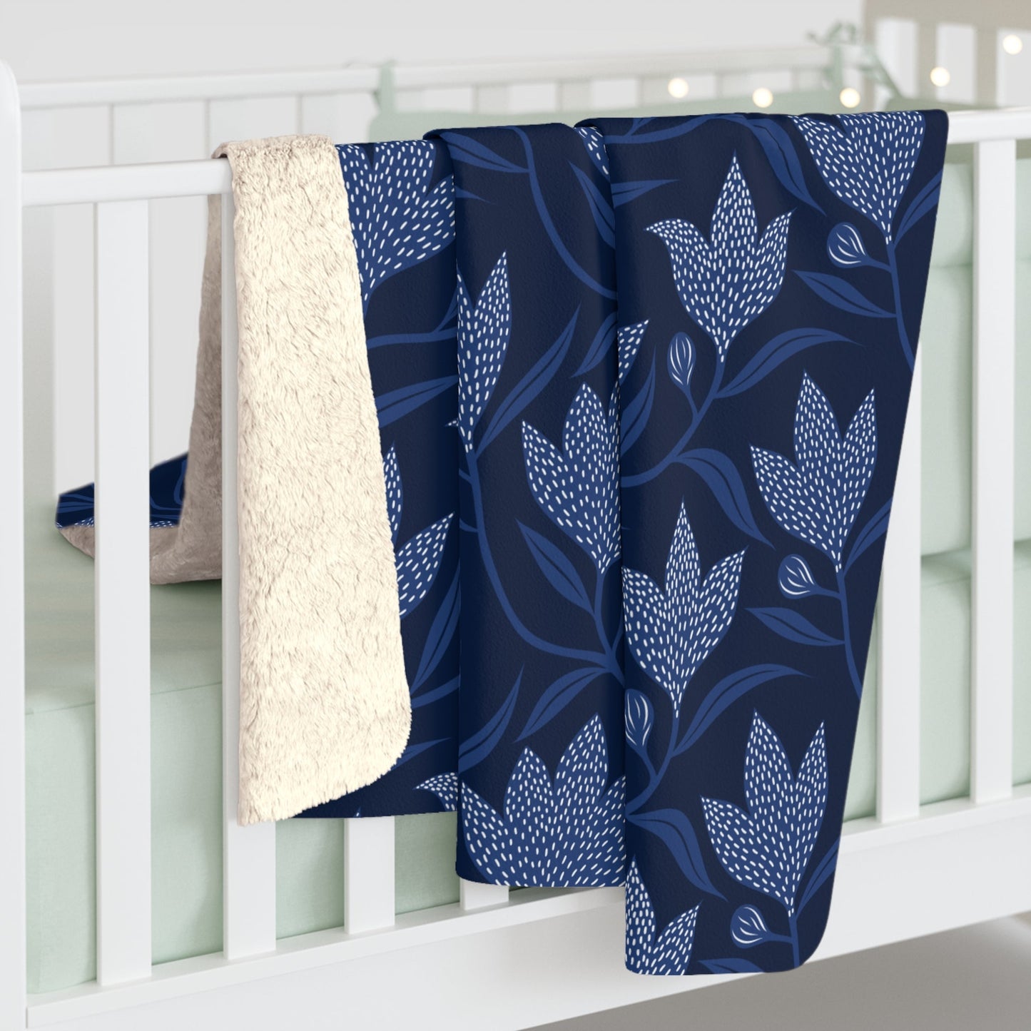Sherpa Blanket | Navy & White | Magnolia