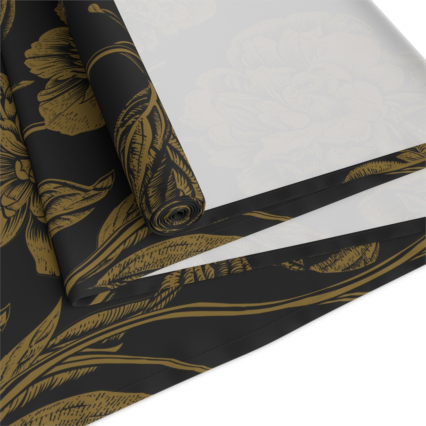 Table Runner | Winston Salem, North Carolina | Peony