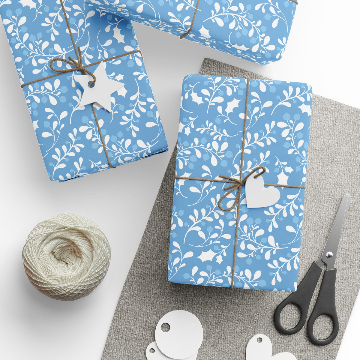 Gift Wrap | Chapel Hill, North Carolina | Holly