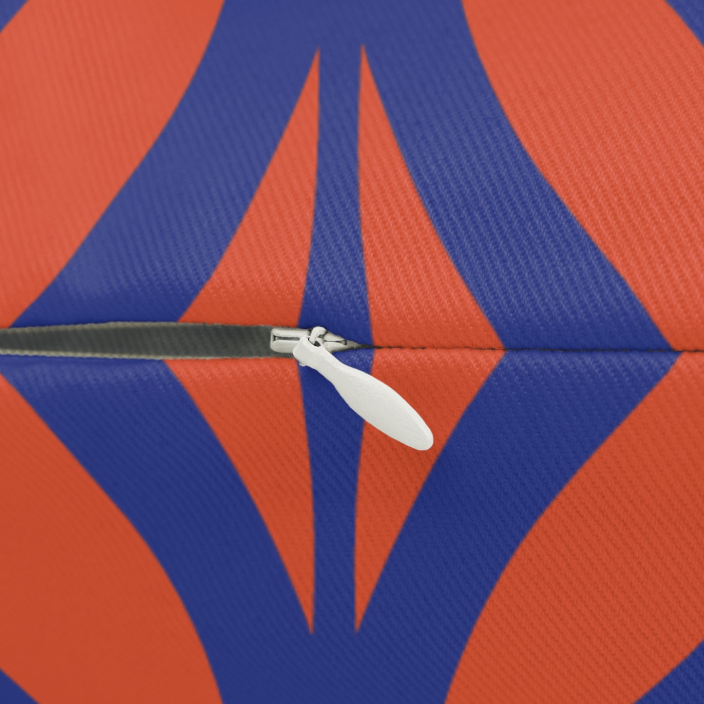 Pillow | Gainesville, Florida | Palm