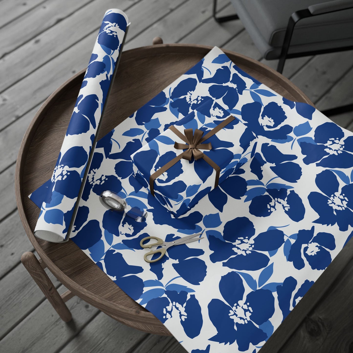 Gift Wrap | Lexington, Kentucky | Poppy