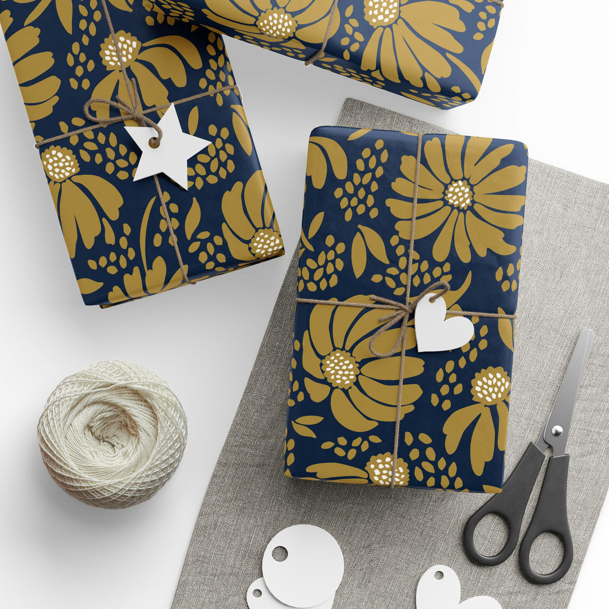 Gift Wrap | Notre Dame, Indiana | Bellis