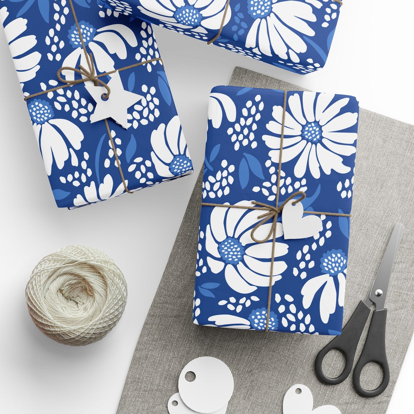 Gift Wrap | Lexington, Kentucky | Bellis