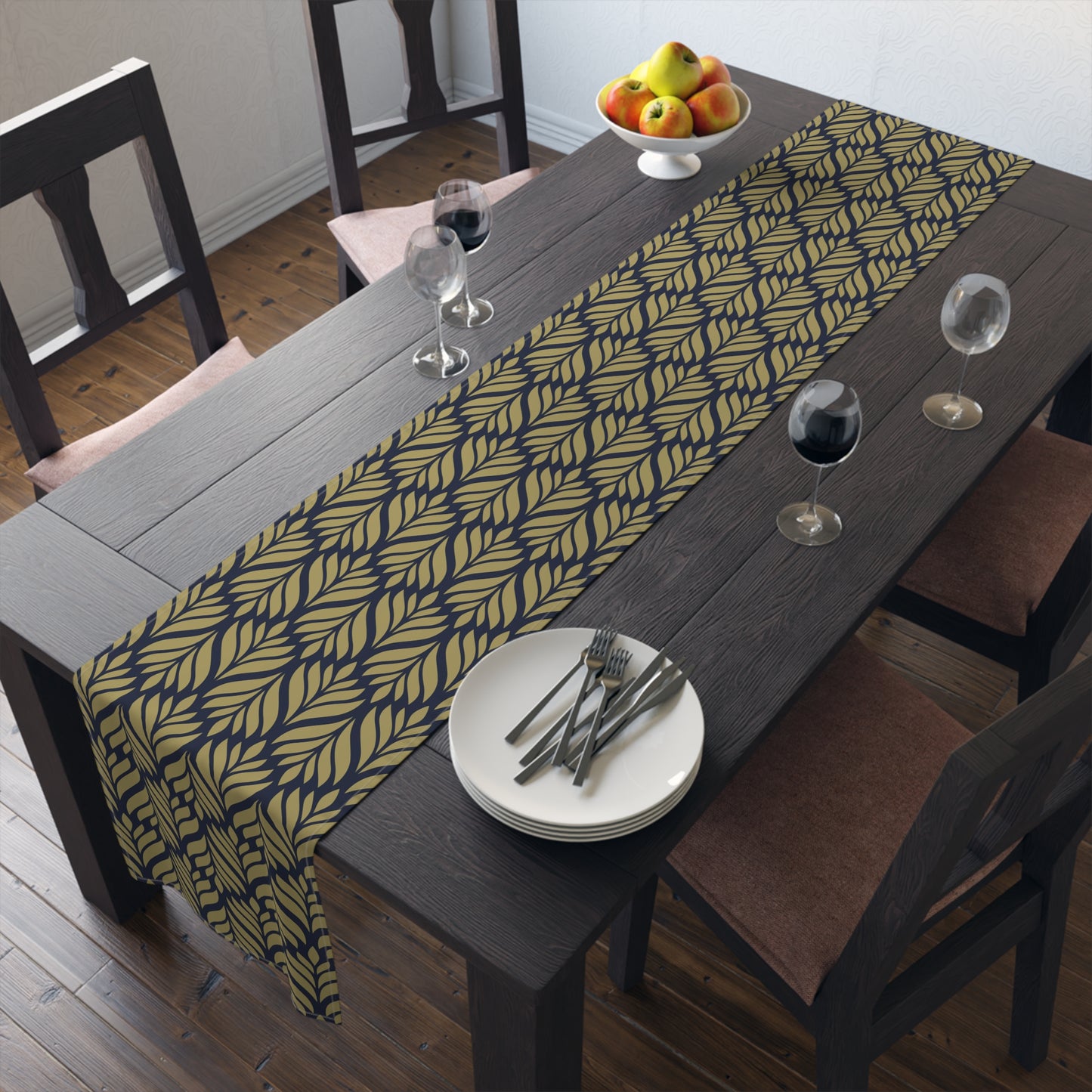 Table Runner | Notre Dame, Indiana | Palm