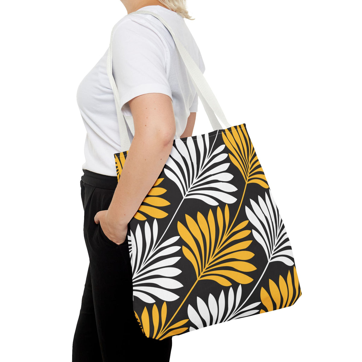 Totes | Kennesaw, Georgia | Deco