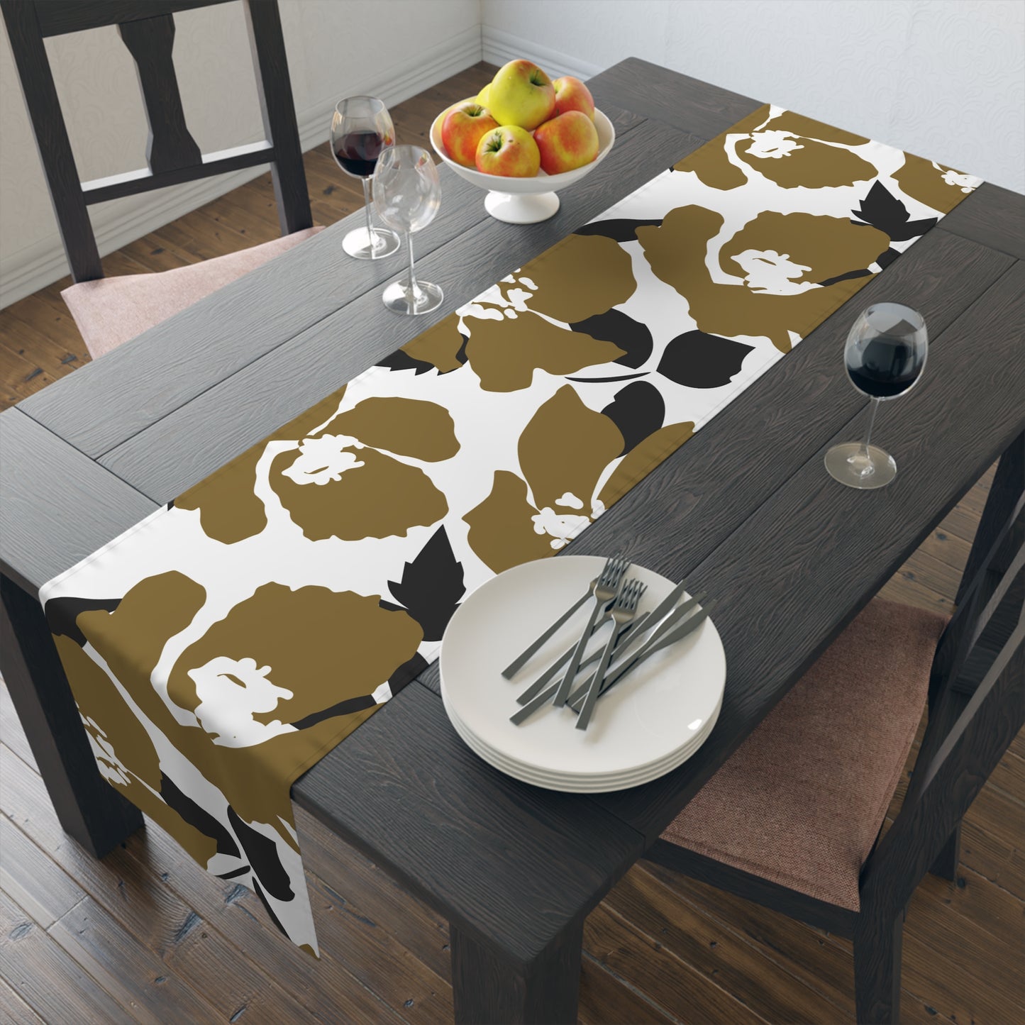 Table Runner | Winston Salem, North Carolina | Poppy