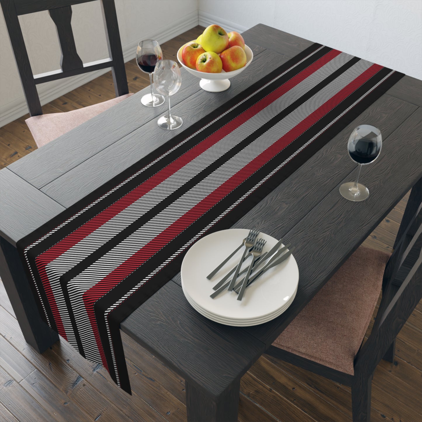 Table Runner | New Brunswick, New Jersey | Stripe