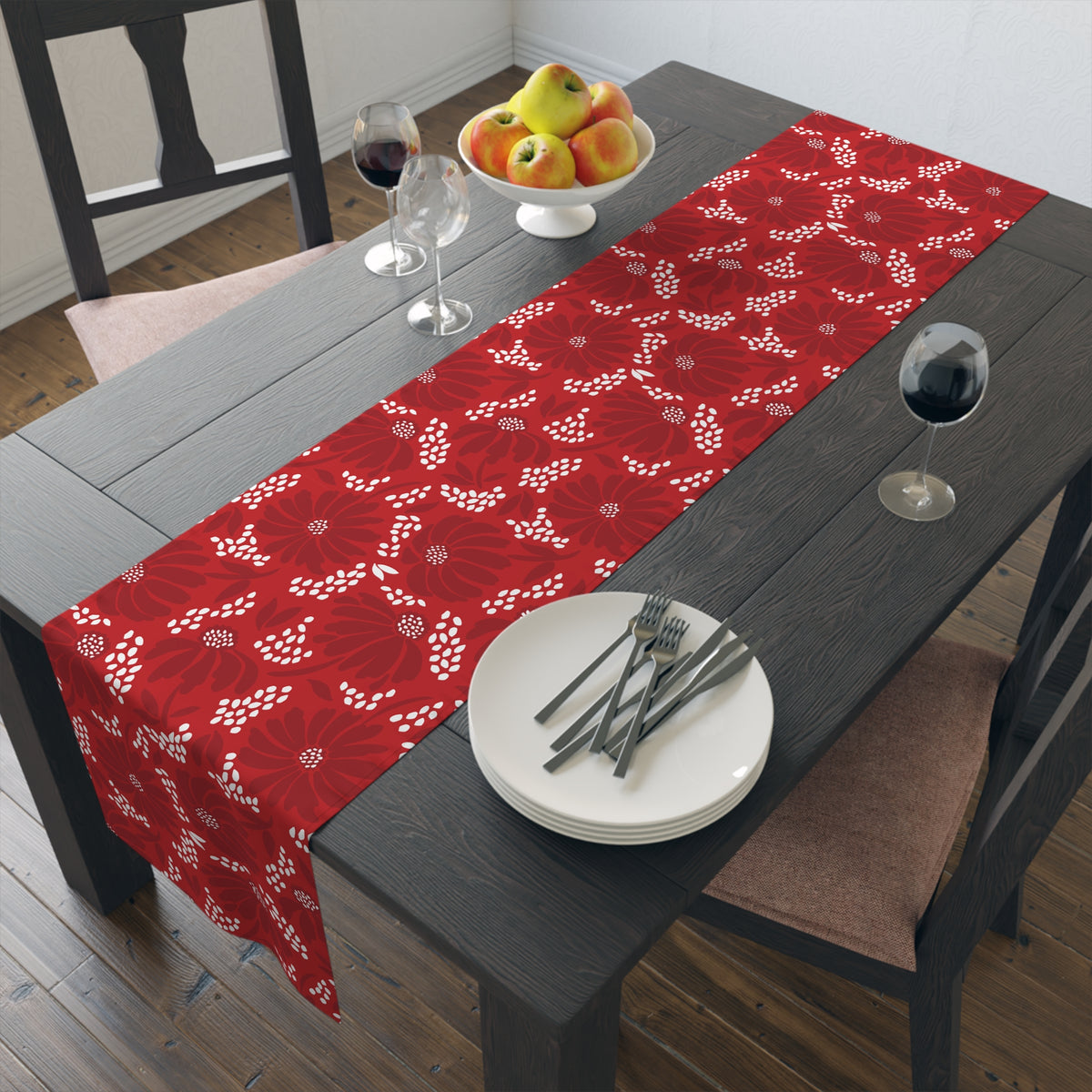 Table Runner | Madison, Wisconsin | Bellis