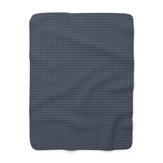 Sherpa Blanket | Storrs, Connecticut | Houndstooth