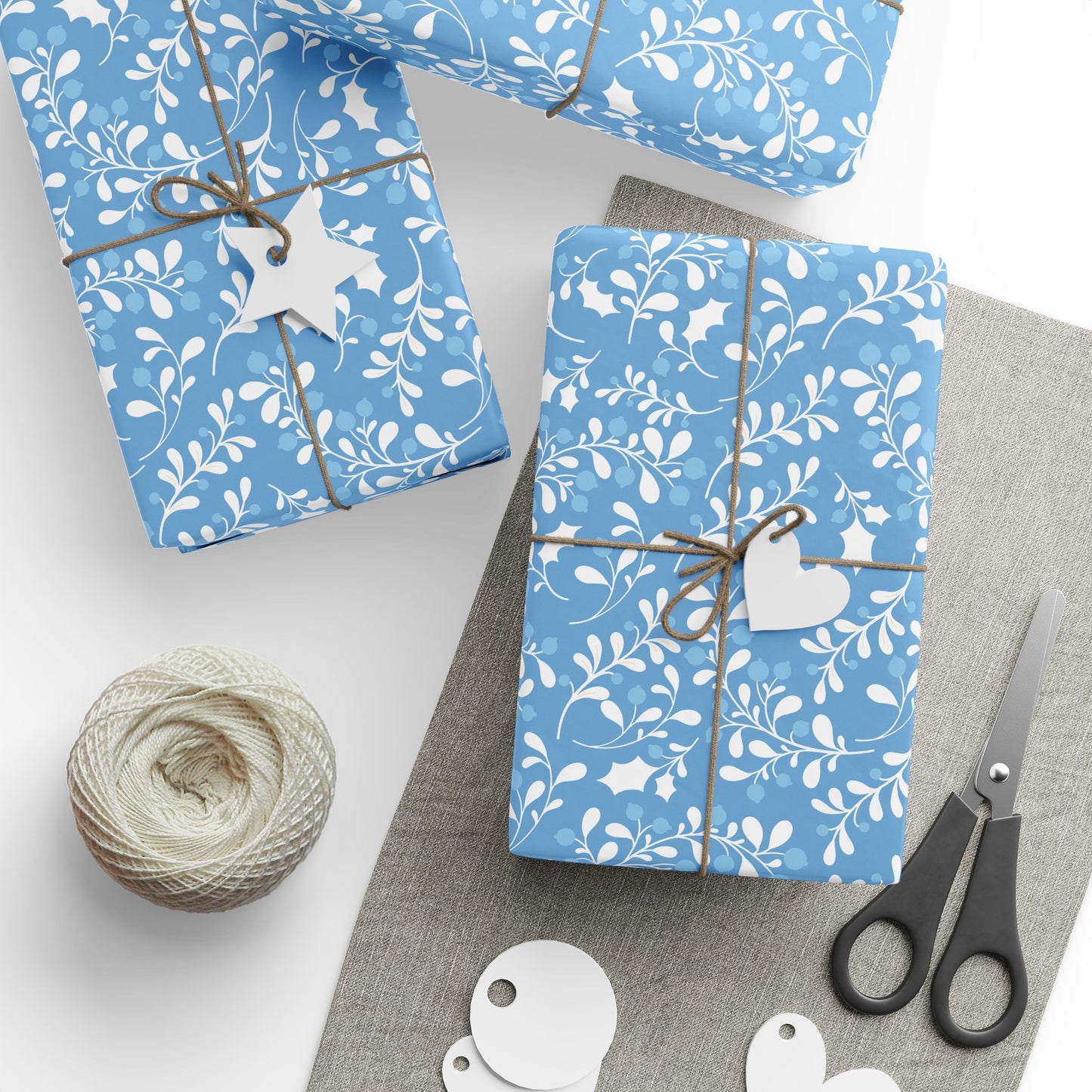 Gift Wrap | Chapel Hill, North Carolina | Holly