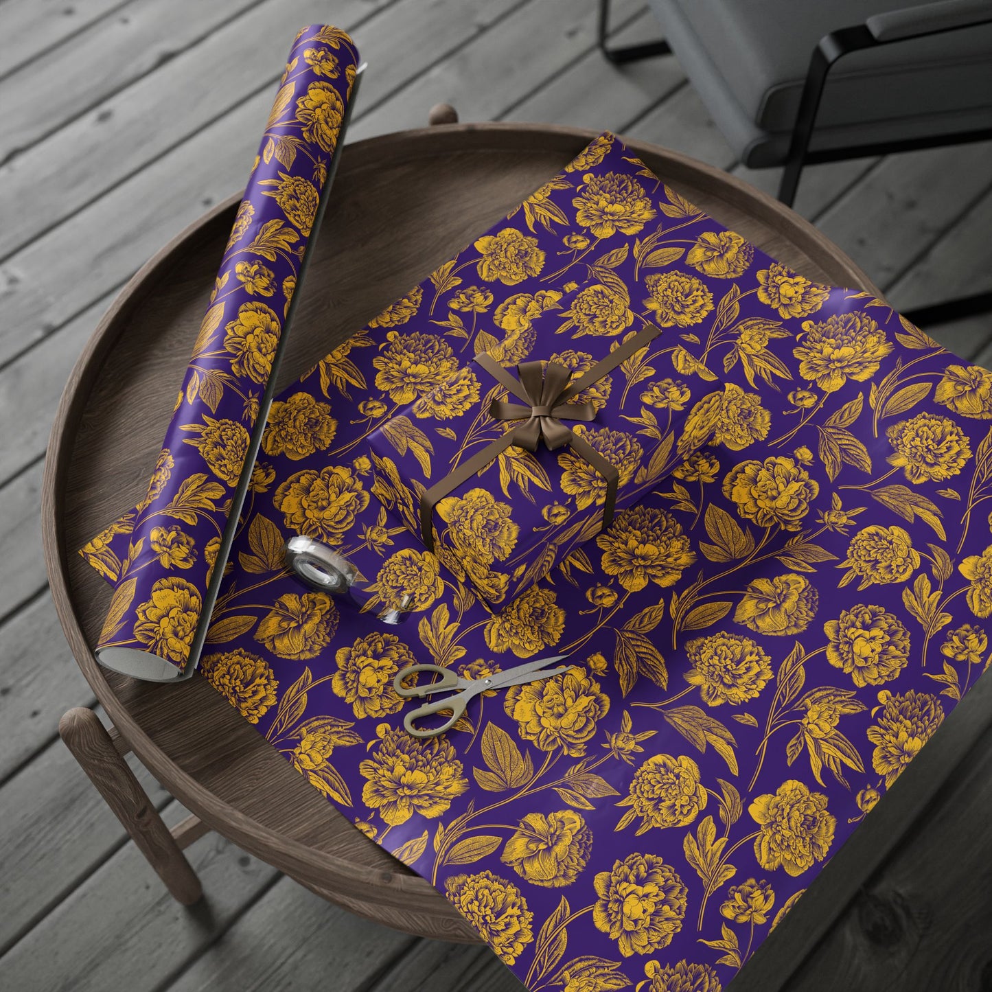 Gift Wrap | Baton Rouge, Louisiana | Peony