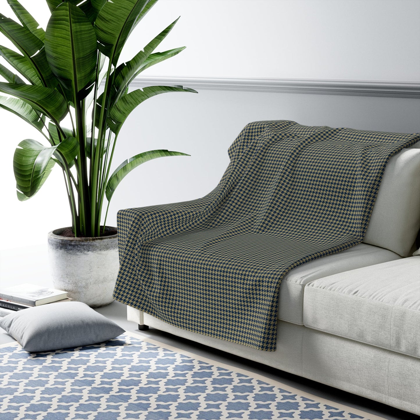Sherpa Fleece Blanket | Blue & Gold | Houndstooth
