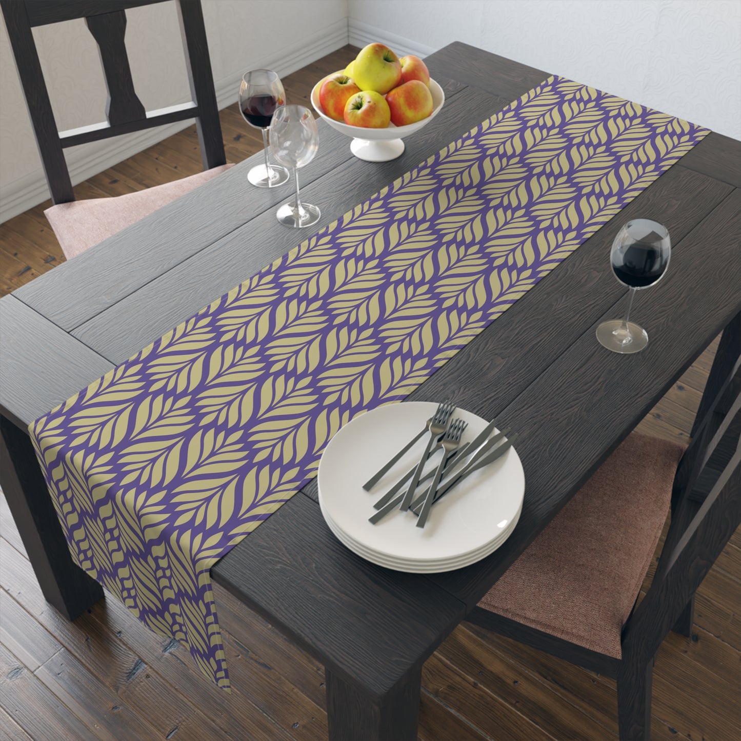 Table Runner | Harrisonburg, Virginia | Palm