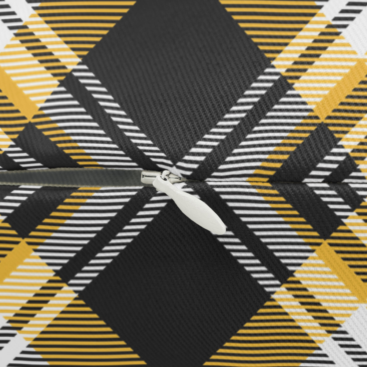 Pillow | Kennesaw, Georgia | Tartan