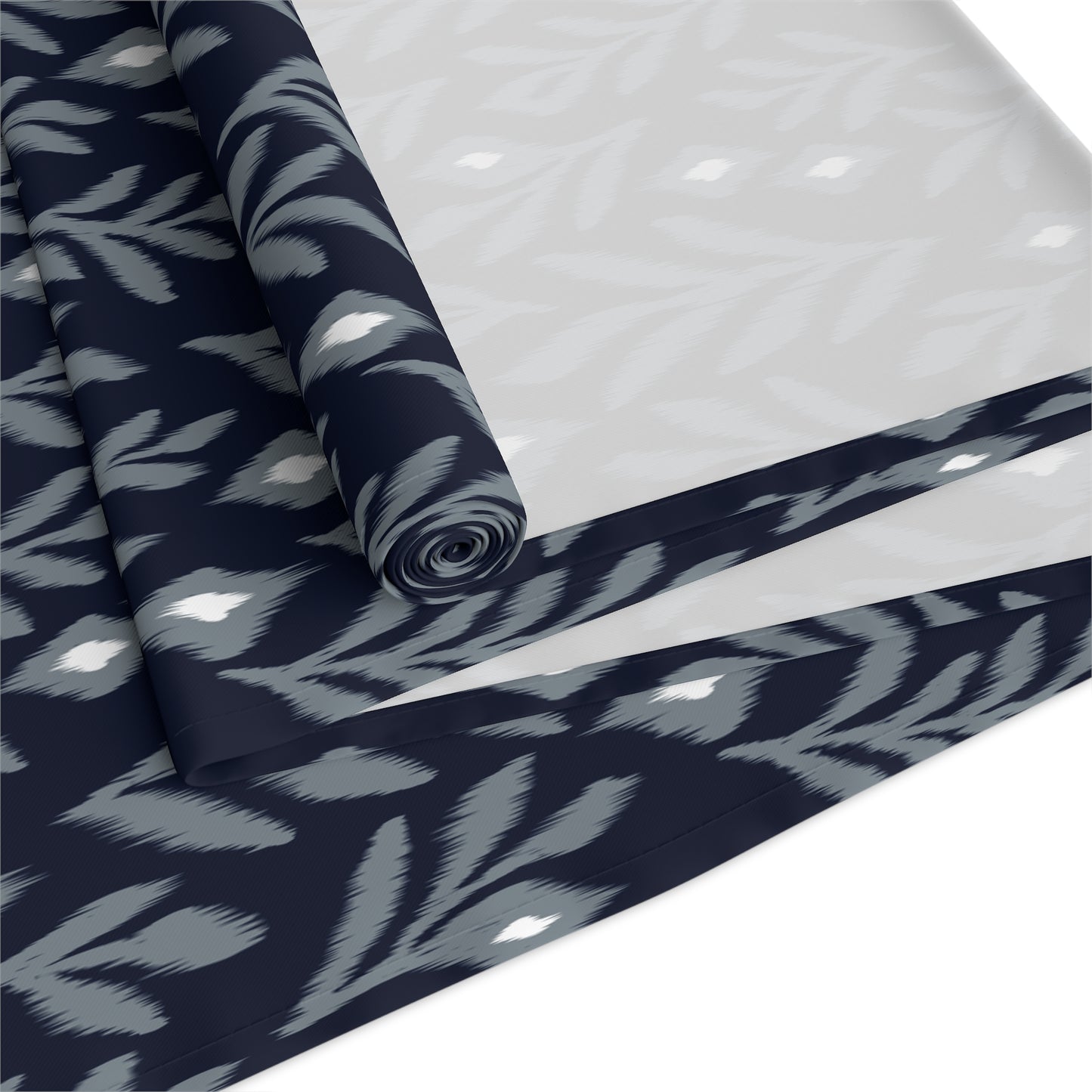 Table Runner | Storrs, Connecticut | Laurel