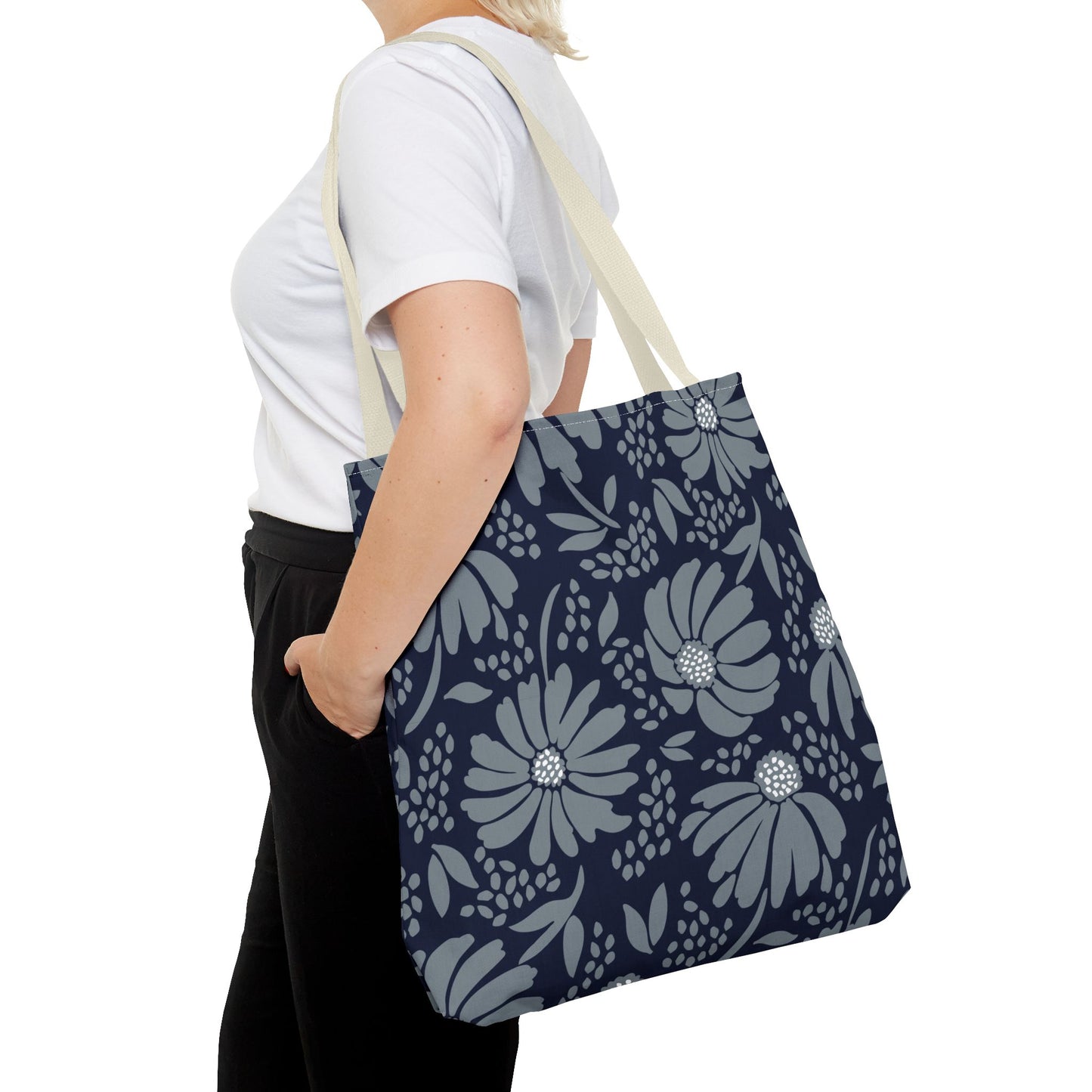 Totes | Storrs, Connecticut | Bellis