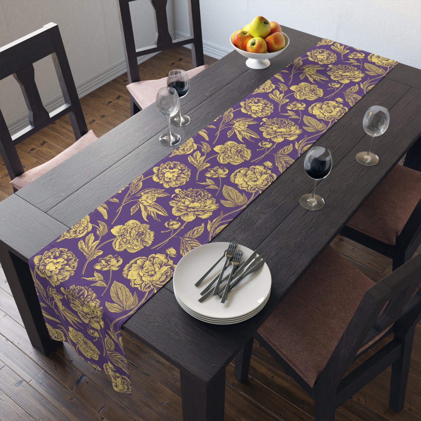 Table Runner | Baton Rouge, Louisiana | Peony