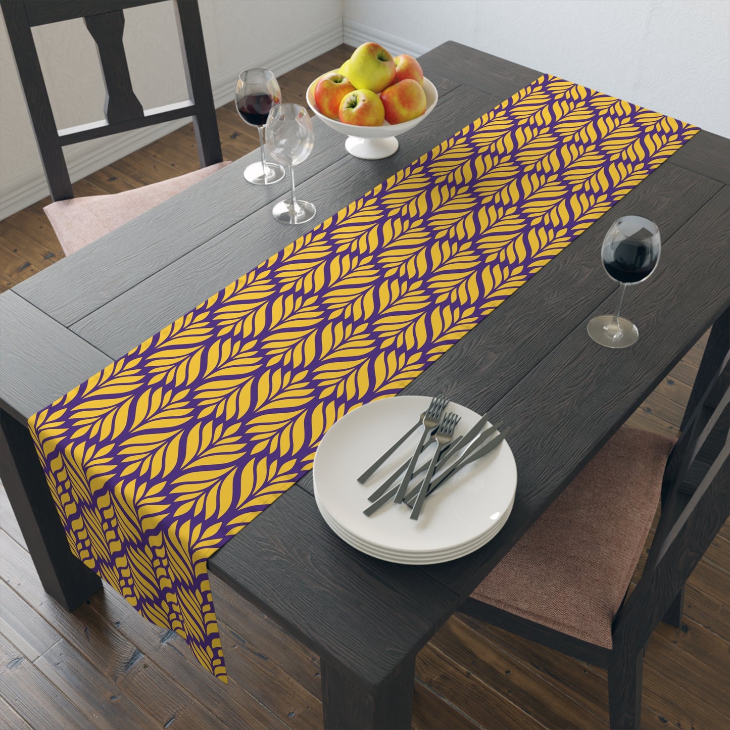 Table Runner | Baton Rouge, Louisiana | Palm