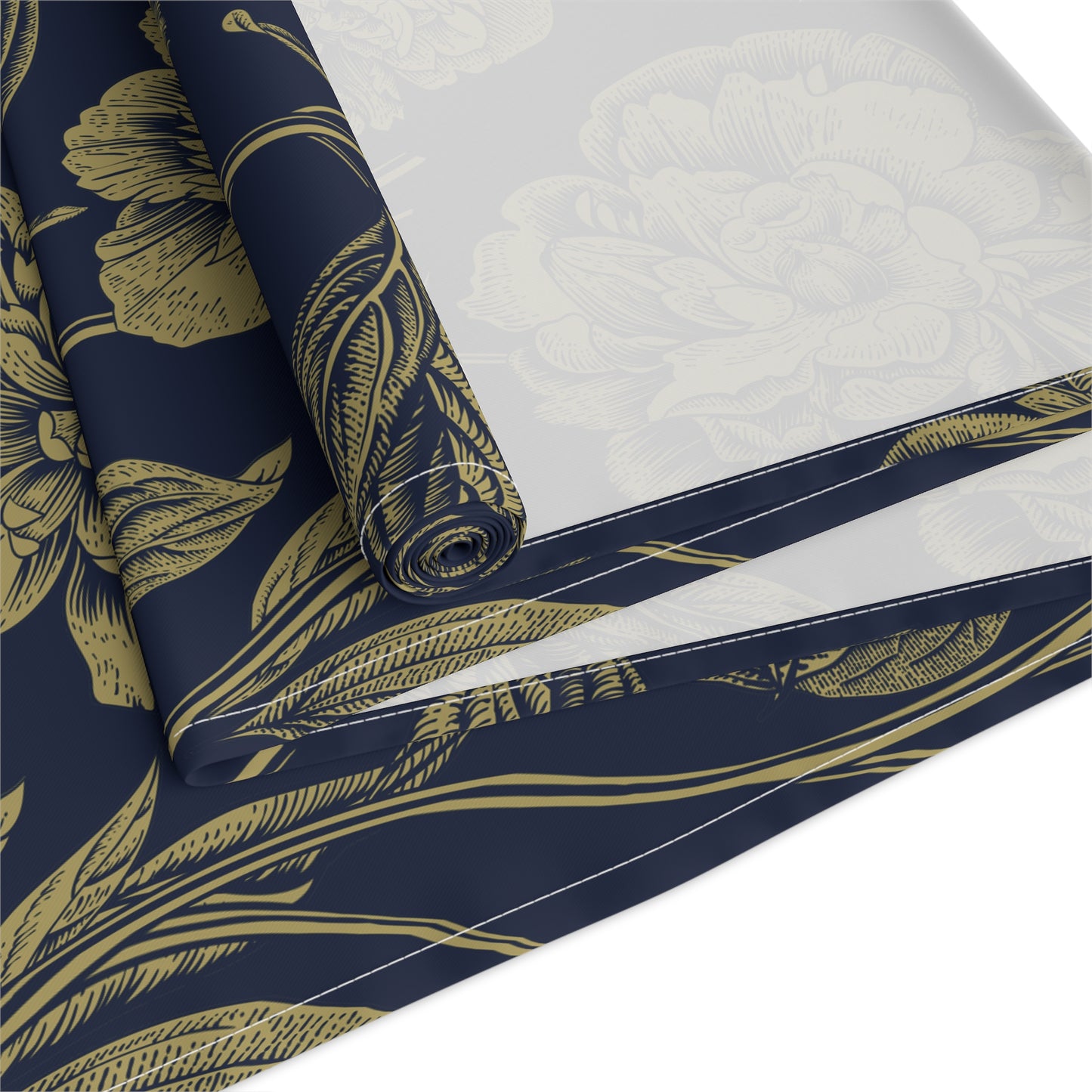 Table Runner | Notre Dame, Indiana | Peony