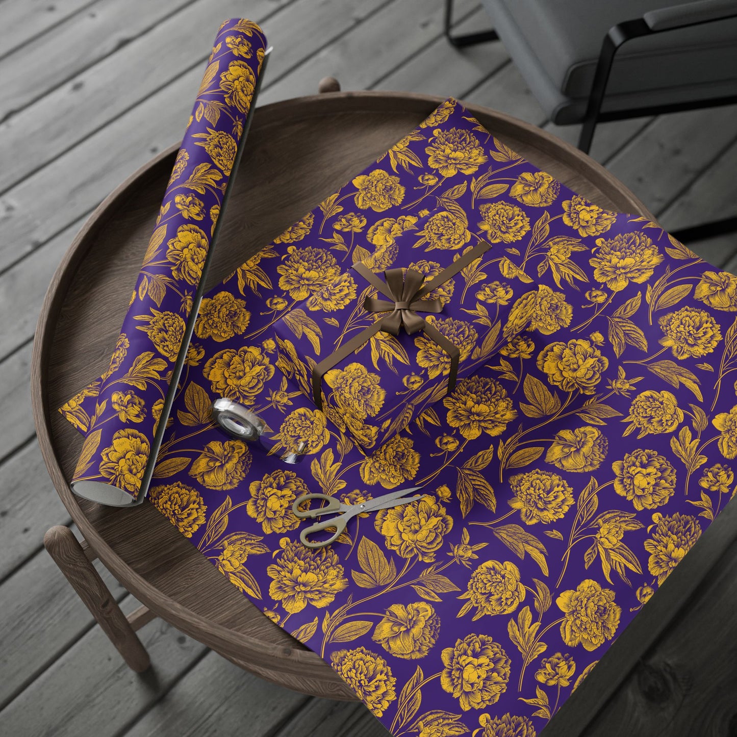 Gift Wrap | Baton Rouge, Louisiana | Peony