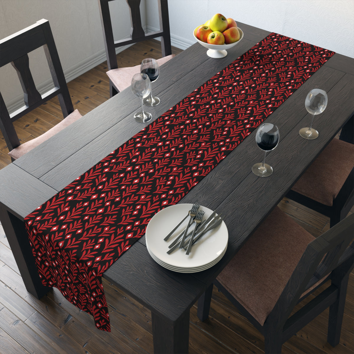 Table Runner | Lubbock, Texas | Laurel