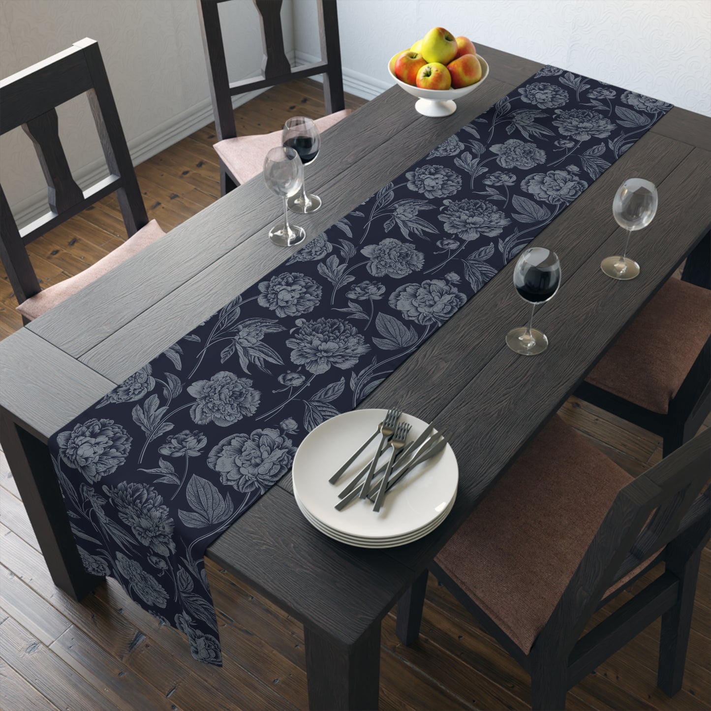 Table Runner | Storrs, Connecticut | Peony