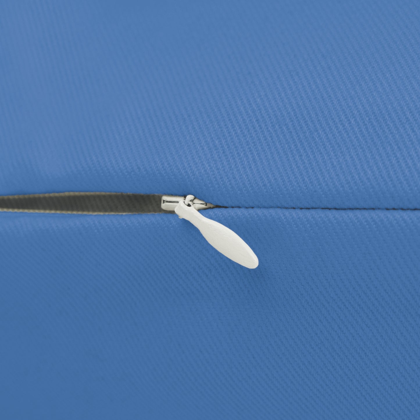 Pillow | Lexington, Kentucky | Light