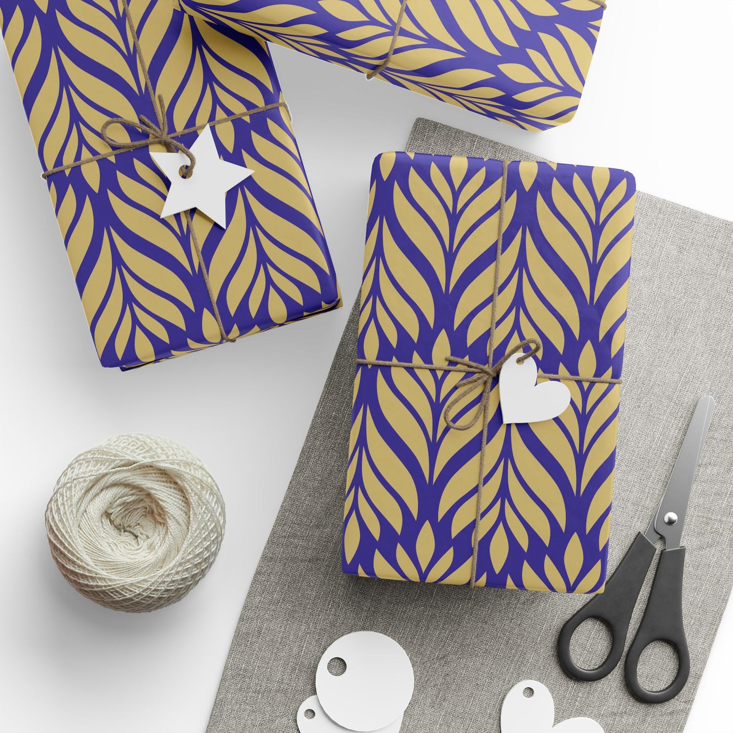 Gift Wrap | Harrisonburg, Virginia | Palm