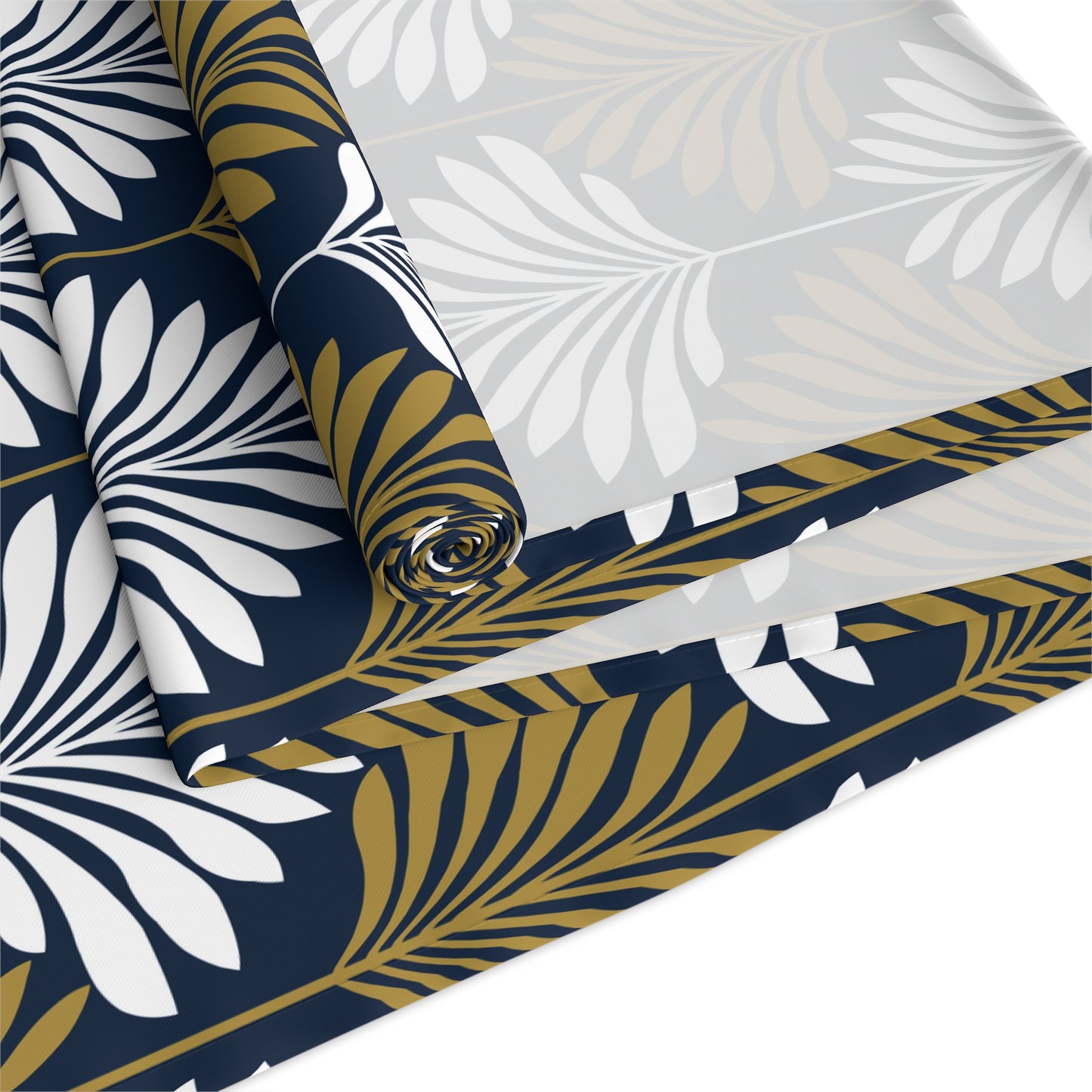 Table Runner | Notre Dame, Indiana | Deco