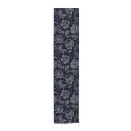Table Runner | Storrs, Connecticut | Peony