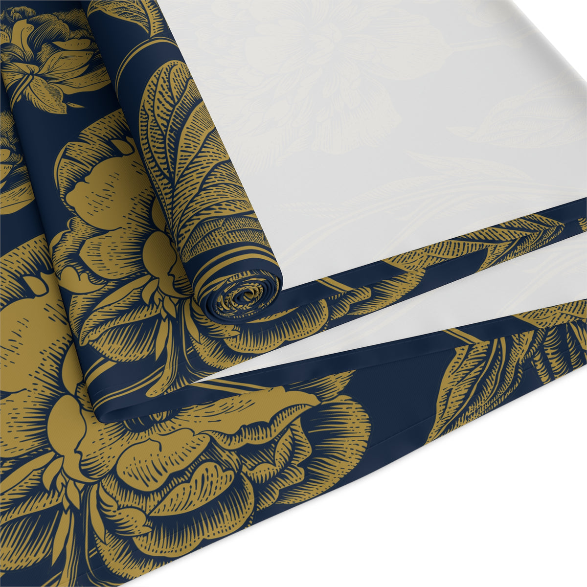 Table Runner | Notre Dame, Indiana | Peony