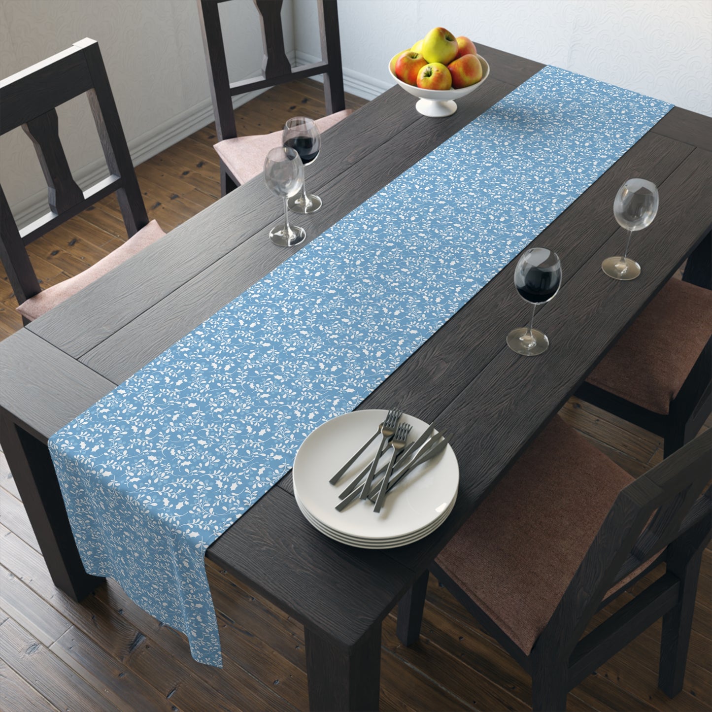Table Runner | Chapel Hill, North Carolina | Holly