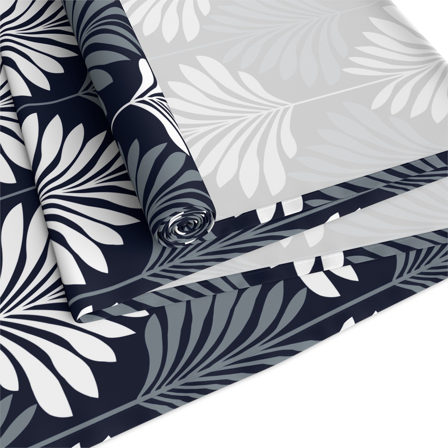 Table Runner | Storrs, Connecticut | Deco