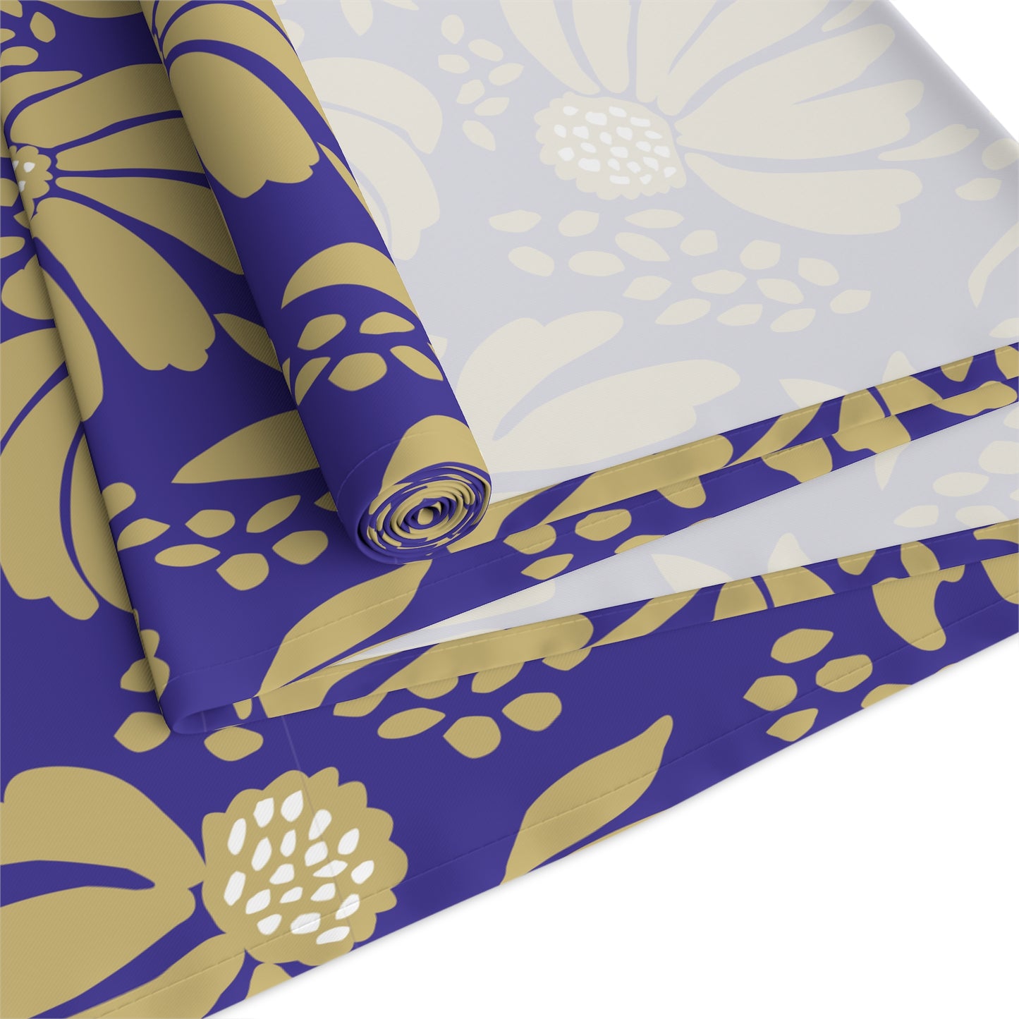 Table Runner | Harrisonburg, Virginia | Bellis