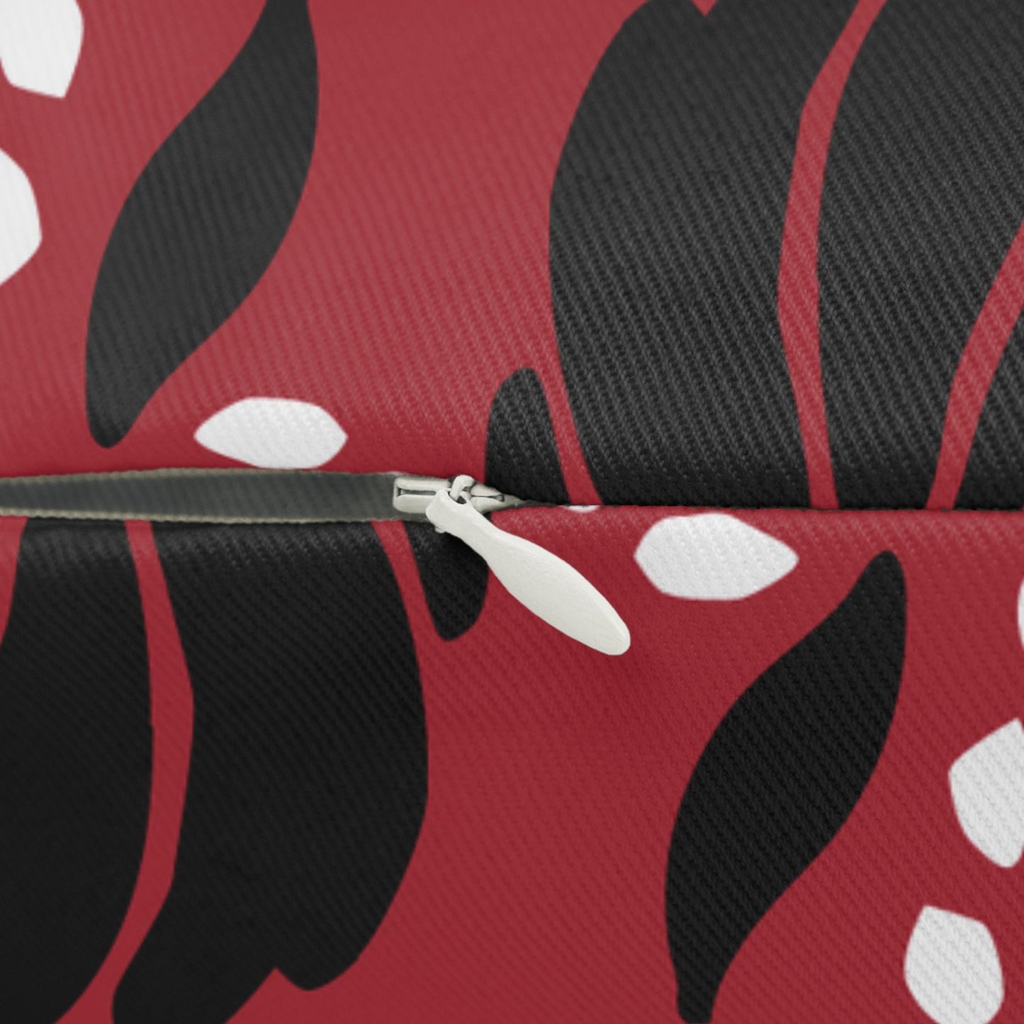 Pillow | Red & Black | Bellis