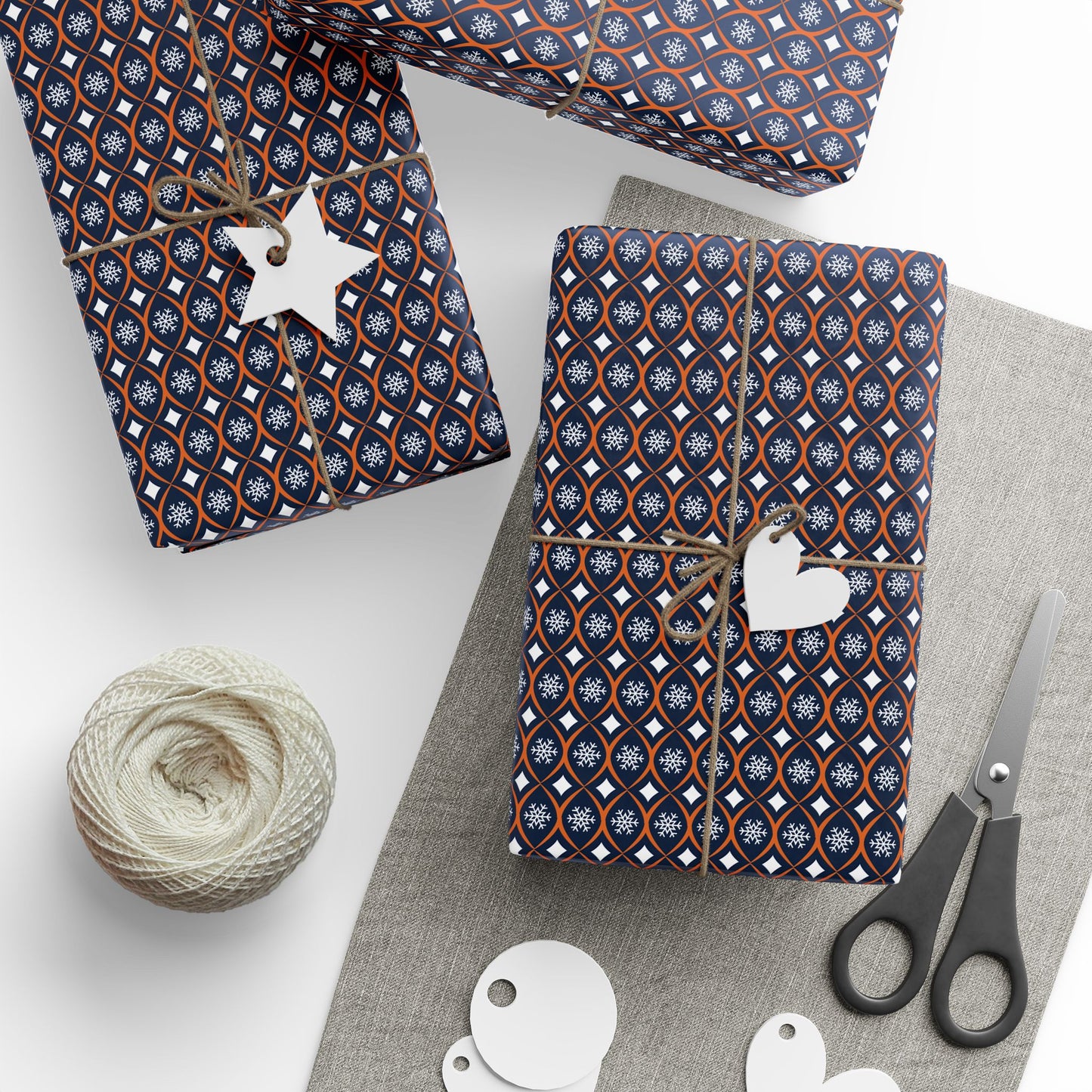 Gift Wrap | Auburn, Alabama | Snow
