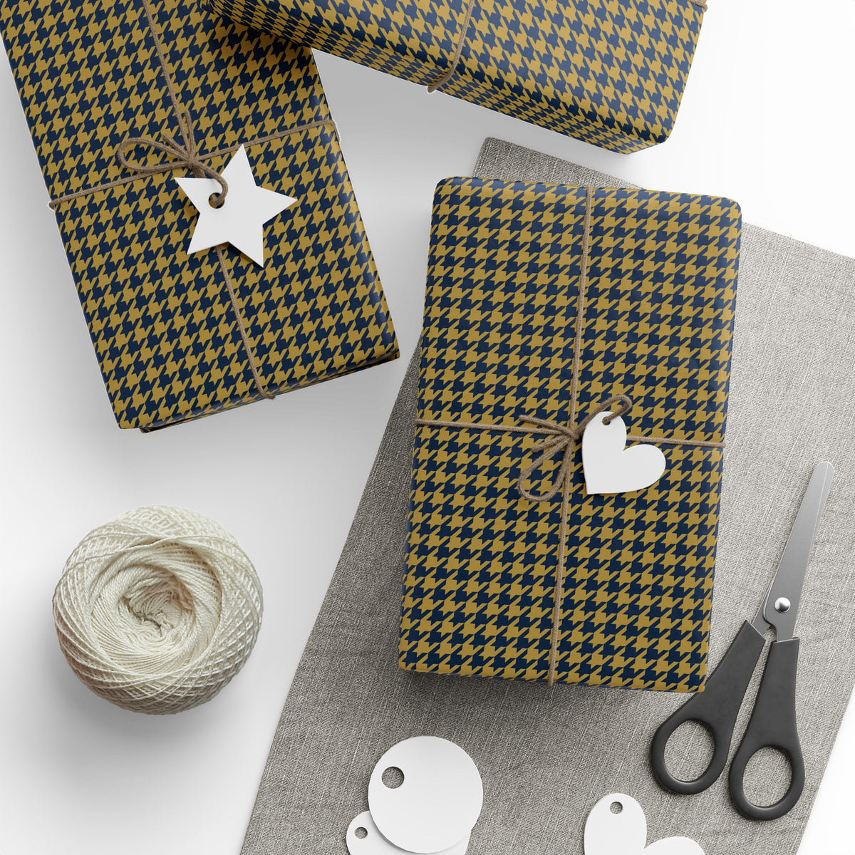 Gift Wrap | Notre Dame, Indiana | Houndstooth