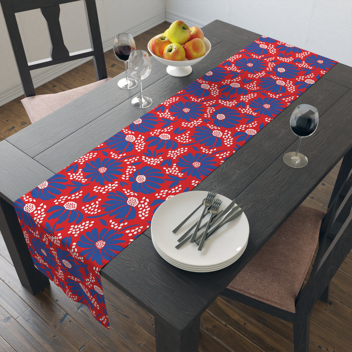 Table Runner | Lawrence, Kansas | Bellis