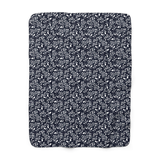 Sherpa Blanket | Storrs, Connecticut | Holly