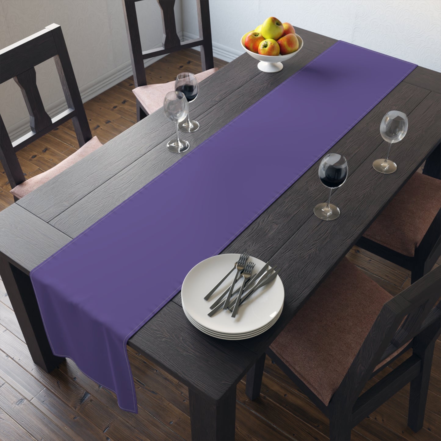 Table Runner | Harrisonburg, Virginia | Dark