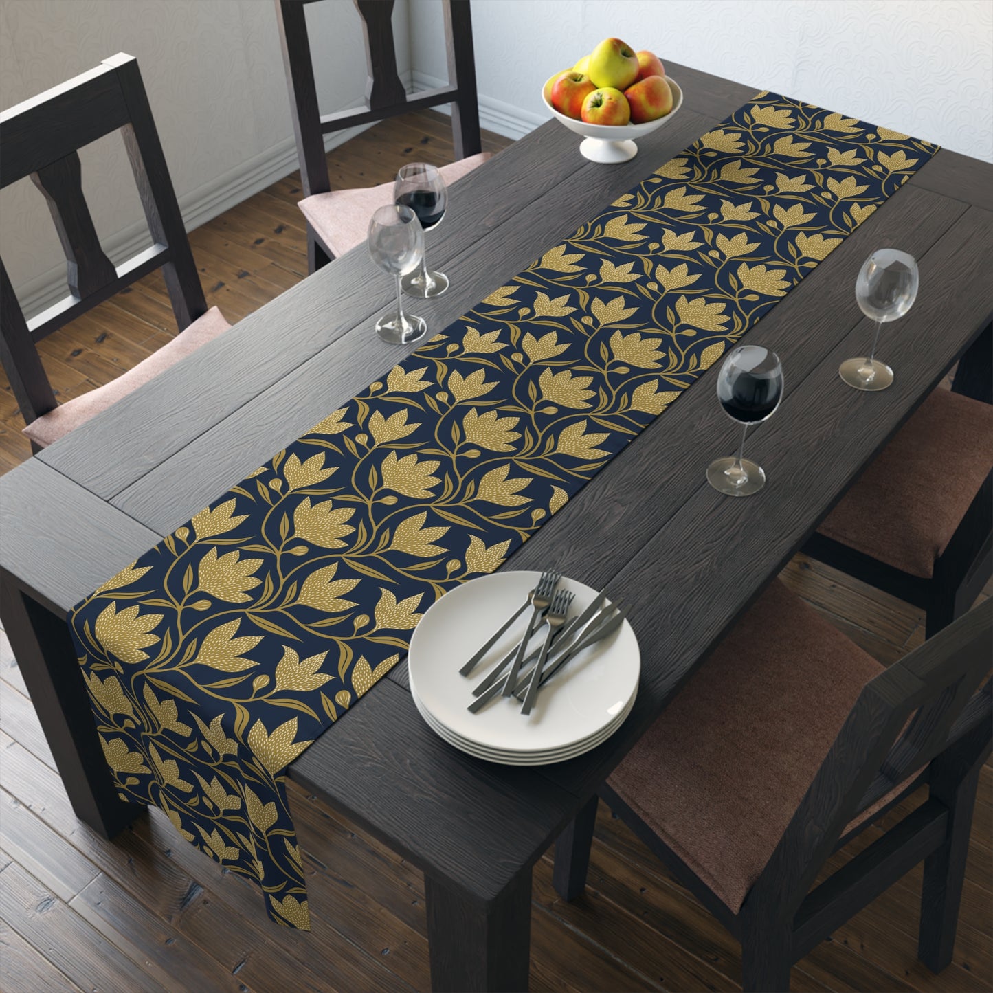 Table Runner | Notre Dame, Indiana | Magnolia