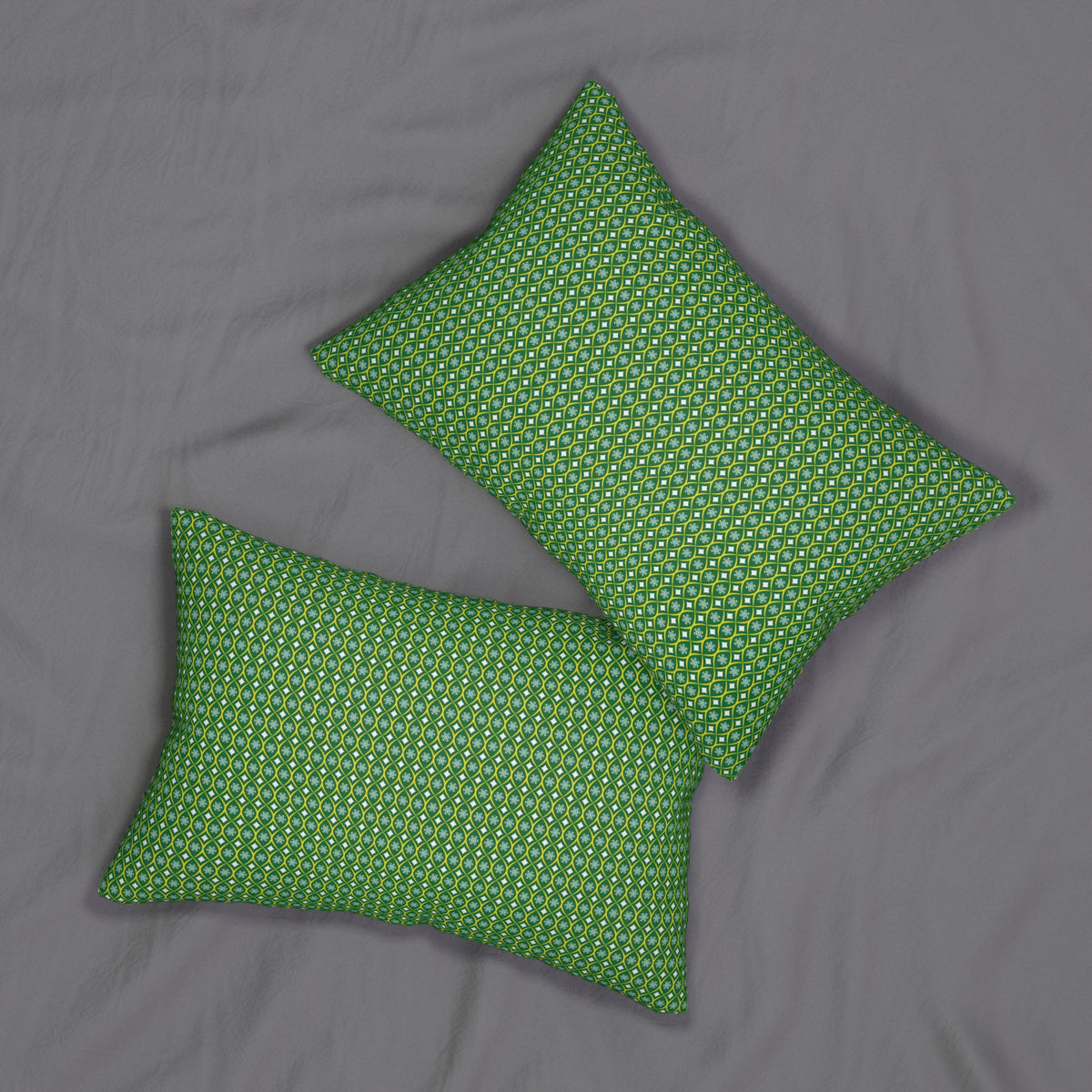 Pillow | Eugene, Oregon | Snow