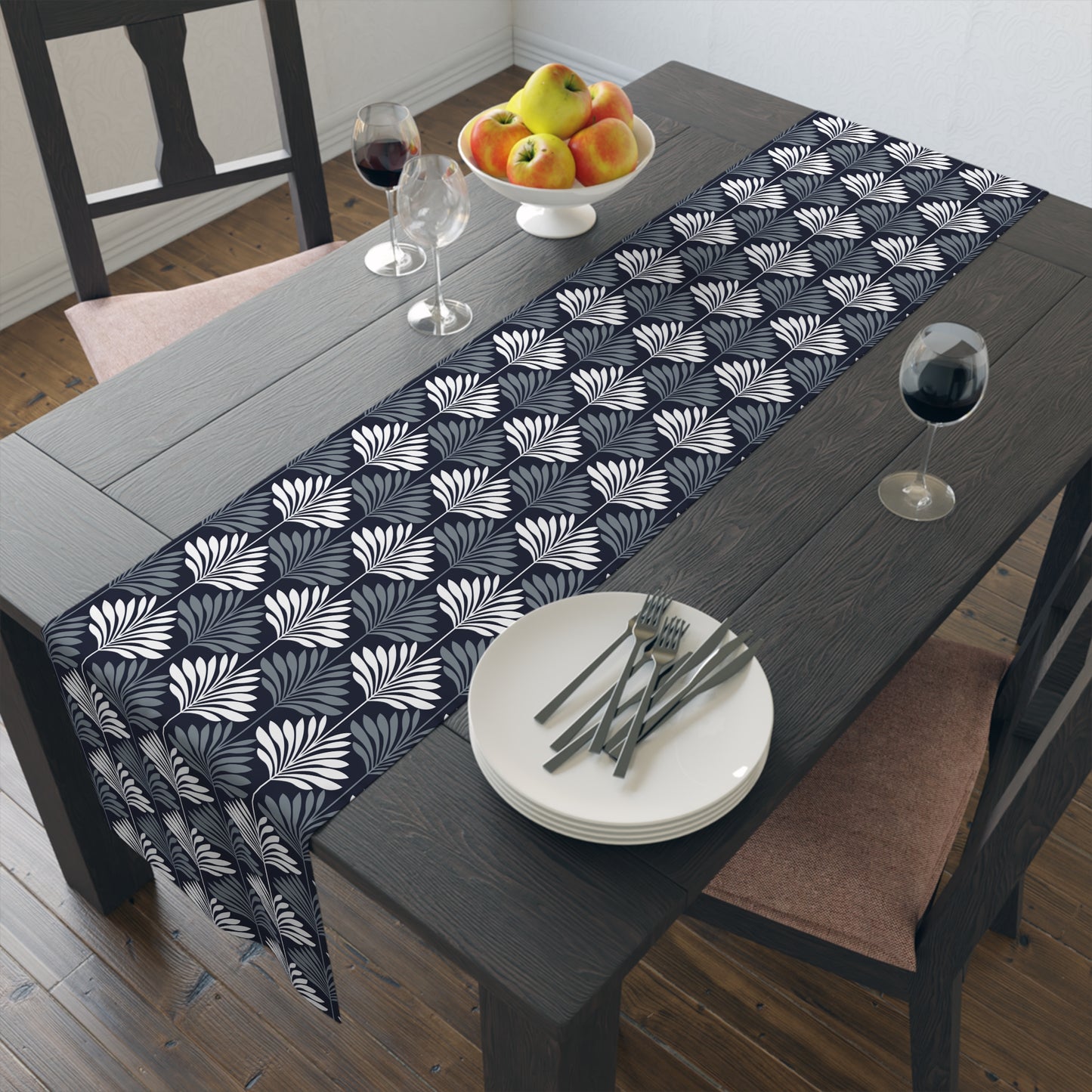 Table Runner | Storrs, Connecticut | Deco
